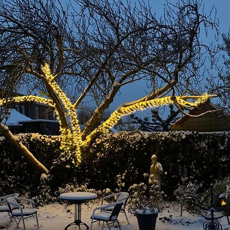 Atalanta-Wellness Roermond 'De Wethouder' Bed & Breakfast Herten Bagian luar foto