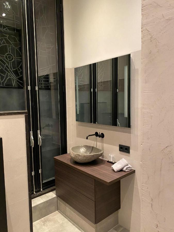 Atalanta-Wellness Roermond 'De Wethouder' Bed & Breakfast Herten Bagian luar foto